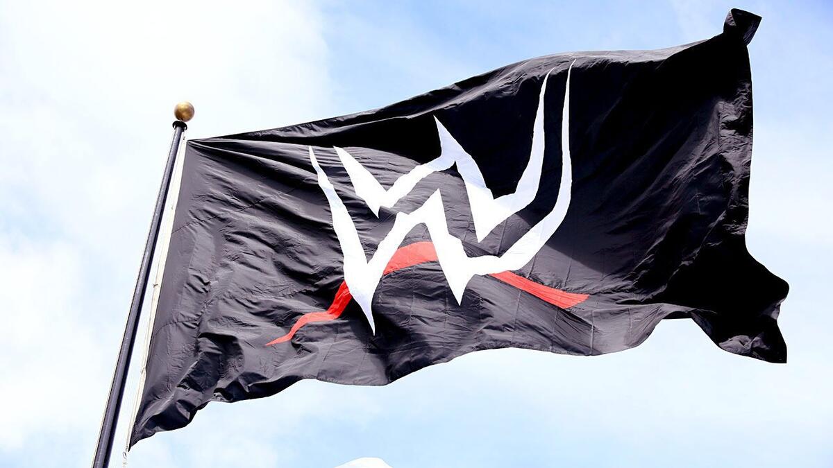 Rising WWE Star Signs New Deal